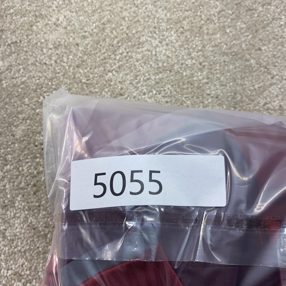 Under Armour Track Jacket Mens Medium Maroon Storm ColdGear Full Zip Performance - Picture 8 of 8